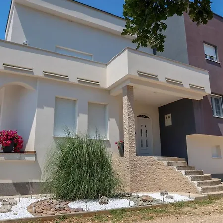 Villa Ramljak *